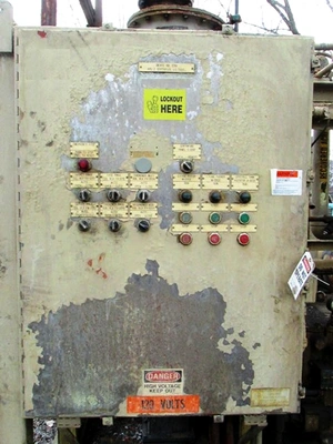 (3) Krauss-Maffei SZ 30L pusher centrifuges, 316SS.