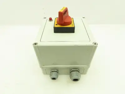 Vynckier Manual Motor Starter Protector Rotary Disconnect Switch Enclosure 7x7x6