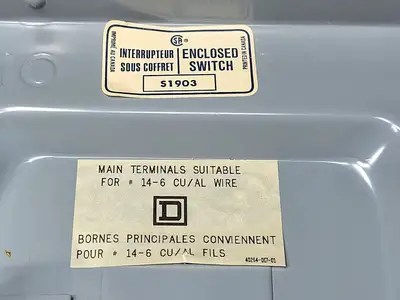 USED SQUARE D CH221N