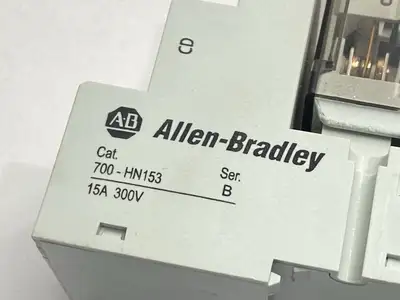 Used Allen-Bradley 700-HB32Z24,700-HN153 Relays & Switches Michigan US | Maverick Industrial Sales #1402083