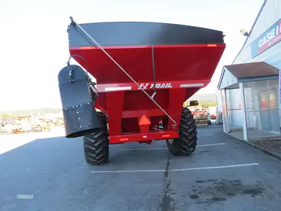 New | in-Stock 2025 E-Z TRAIL 1020 Grain Carts Pennsylvania US | Zimmerman Farm Service #1409834