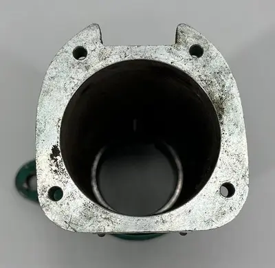 Commander Head Rockwell Quill (?) for the 400 2-1/2" Dia. 7-7/8" Depth (6209)