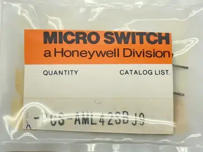 AML42SBJ9 | Honeywell  Microswitch Panel Indicator Light Yellow - New