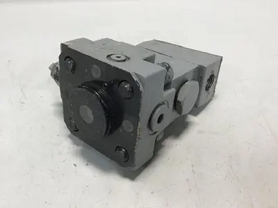 USED VICKERS DG4V32ALMFWB660EN21
