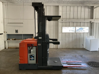USED 2015 TOYOTA 7BPUE15