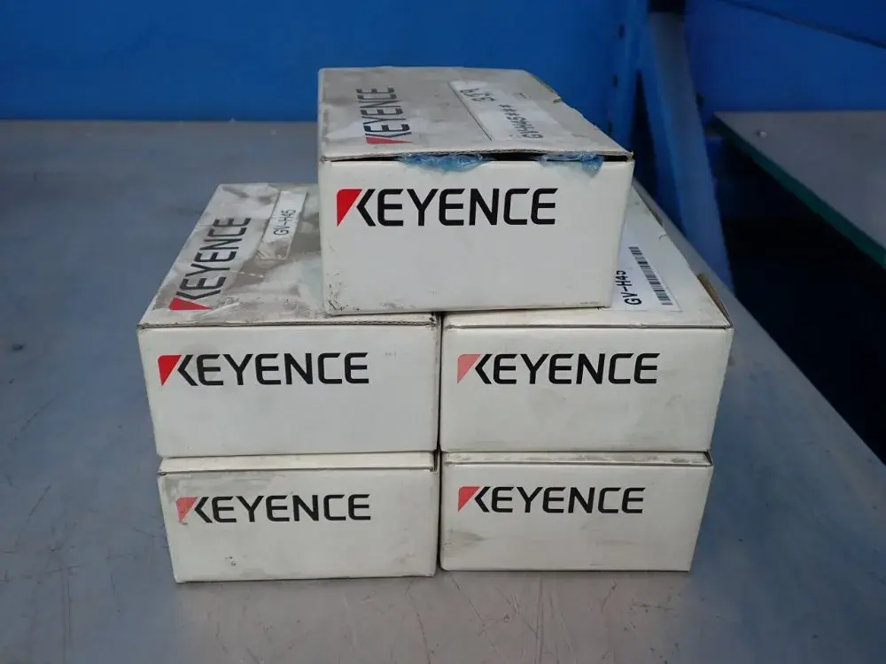 NEW KEYENCE GVH45