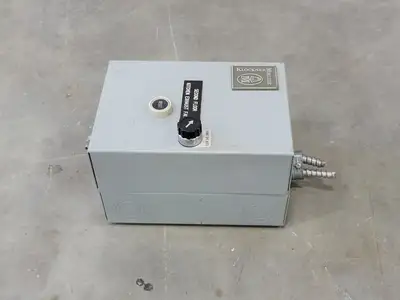 DIL-00b-40/40/z0/k Starter Control Panel