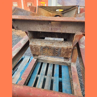 Eriez 2ft Wide x 68in Long Vibrating Pan Feeder
