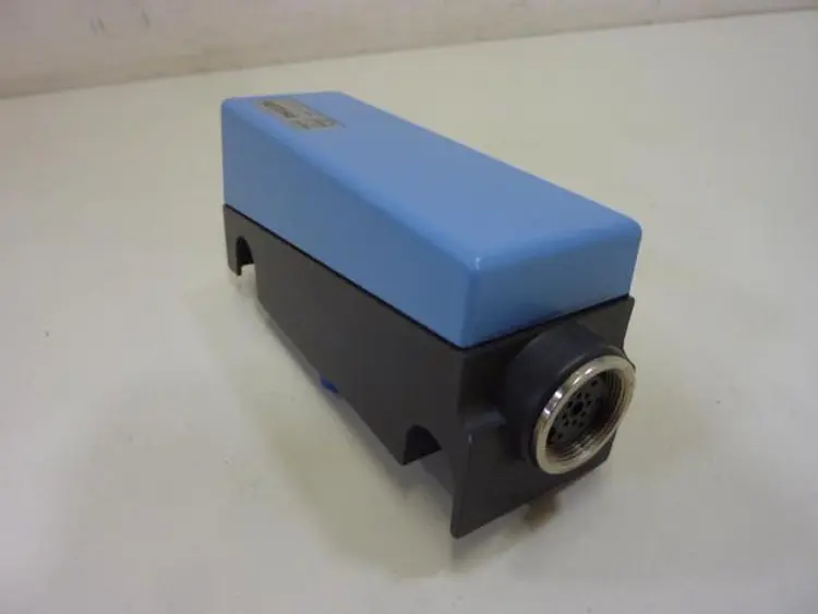 Used PHILIPS PE2520/10 Relays & Switches Michigan US | Ideal Machinery #689115