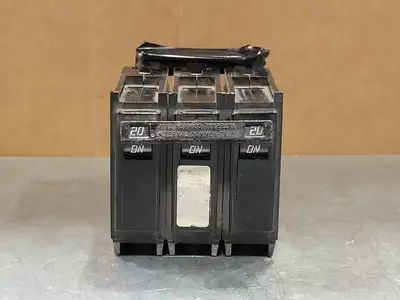 20 Amp, 3 Pole, 120/240 volts Circuit Breaker