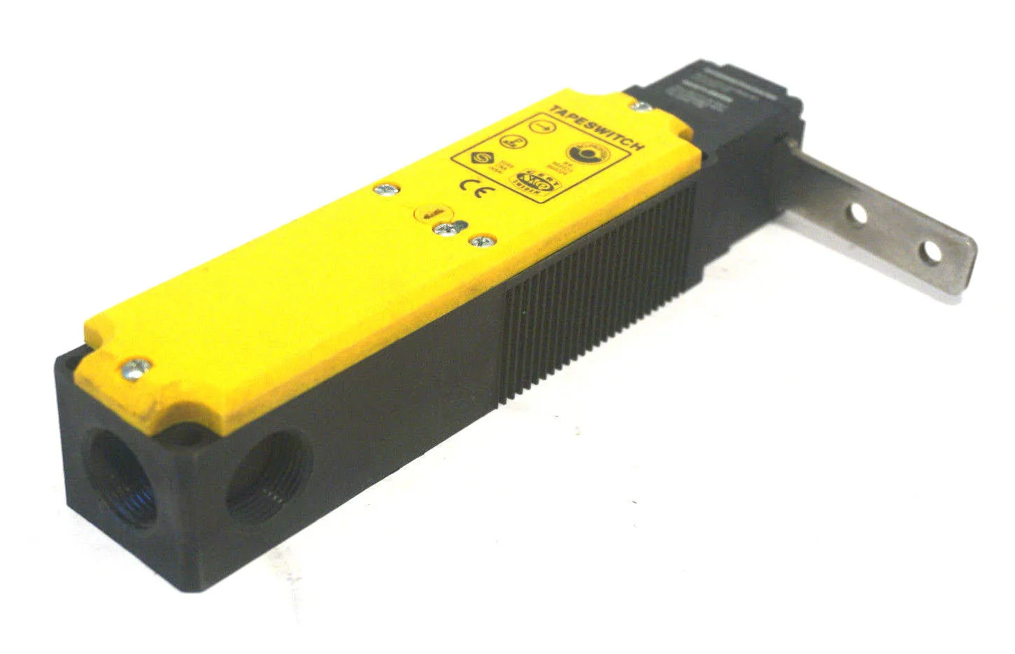 NEW TAPESWITCH 300ENL-528A110C SAFETY SWITCH 300ENL528A110C
