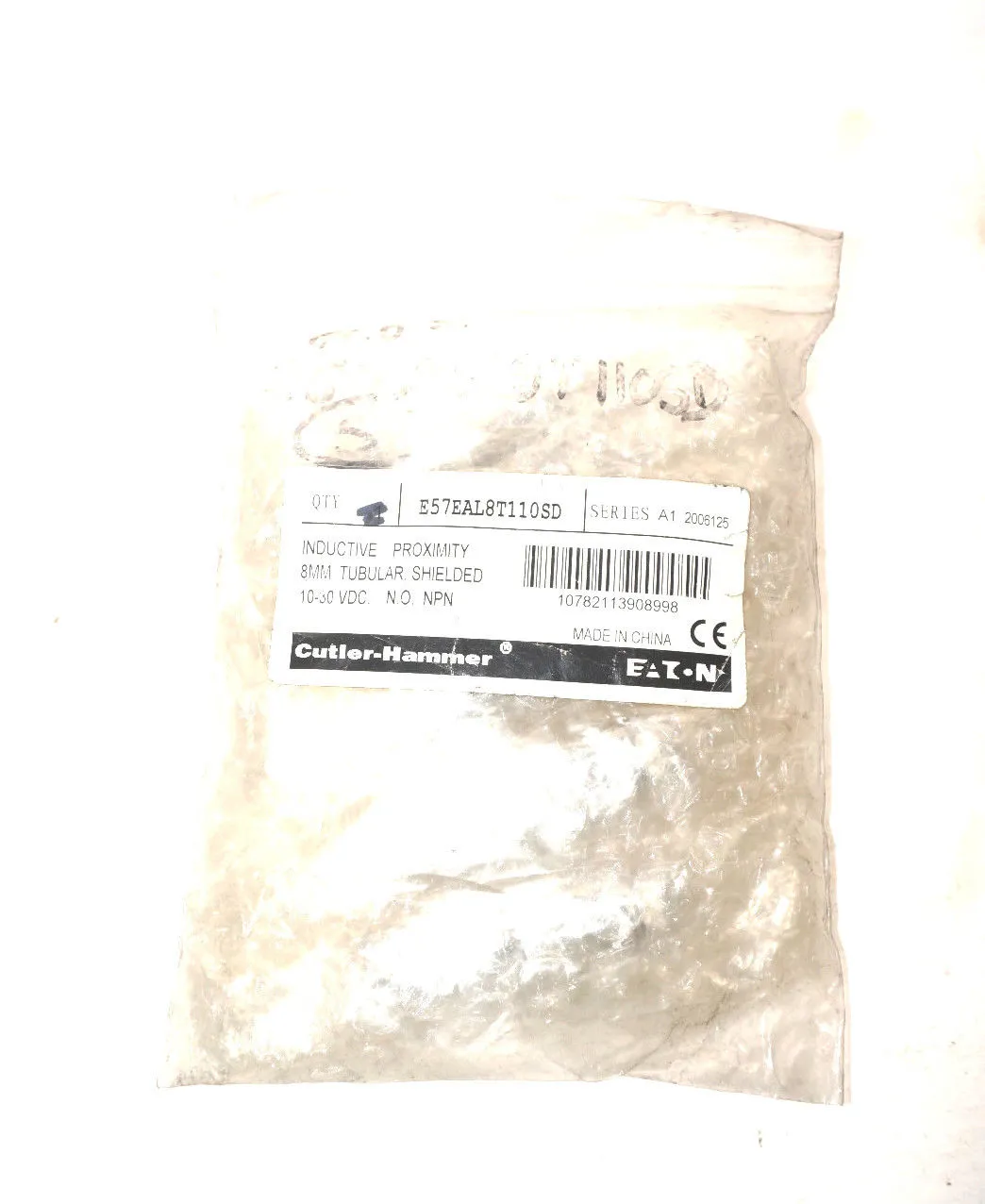 NEW CUTLER HAMMER E57EAL8T110SD PROXIMITY SENSOR