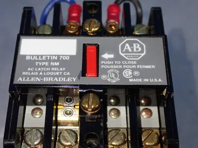 NEW ALLENBRADLEY 700NM200A1