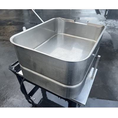 Used _UNKNOWN_ _UNKNOWN_ Braising Pans Washington US | Epic Foodwares #1557444