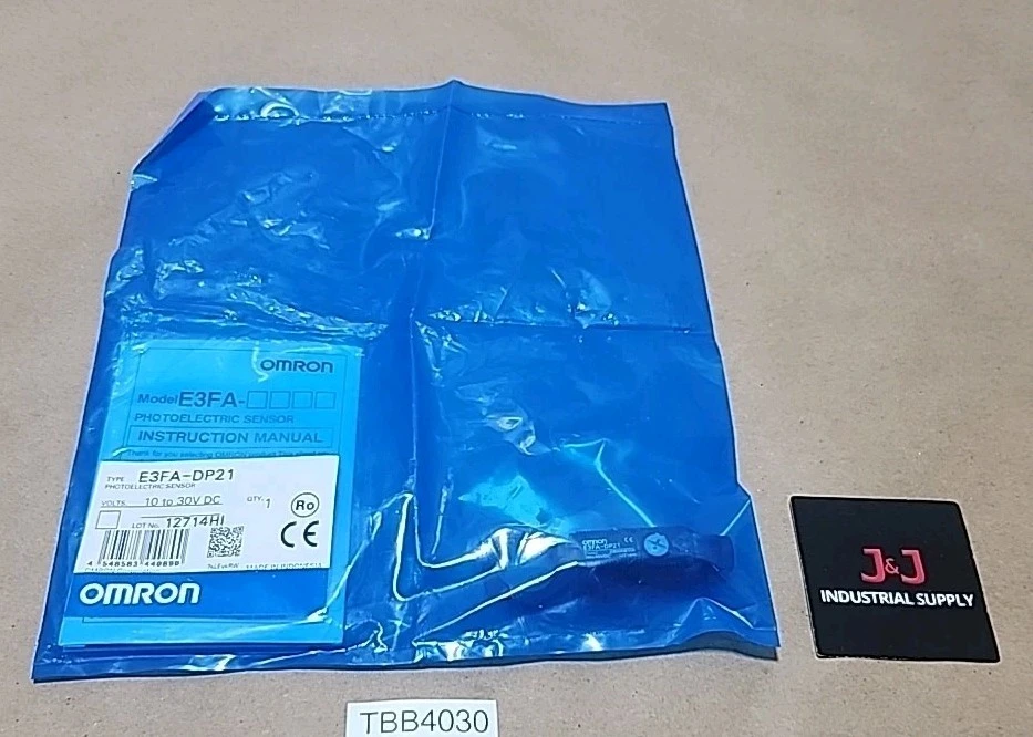 NEW Omron E3FA-DP21