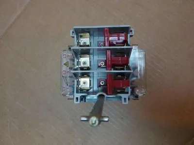 USED ALLEN BRADLEY 194R-NJ030P3 SER B