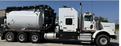 2015 TORNADO F4 Hydro Excavator | VacSource (2)