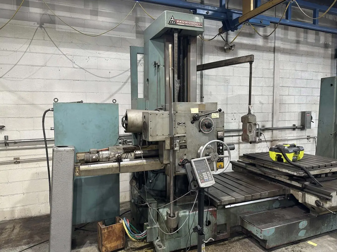 3.5"  x 40 TAPER TOS MODEL #W9 ROTARY TABLE HORIZONTAL BORING MILL WITH FACING HEAD : YOBRO 25160