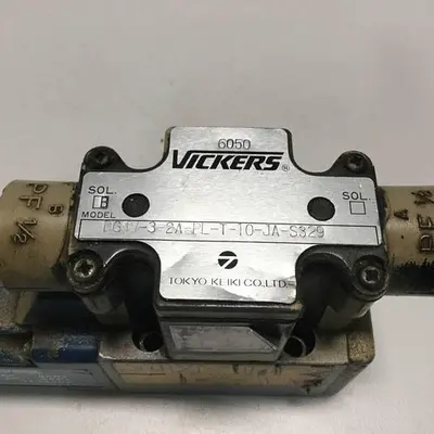 USED VICKERS DG4V32APLT10JAS329