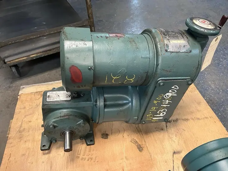 Used RELIANCE 1-W-21 Speed Reducers | Surplus Asset Holdings #1204359