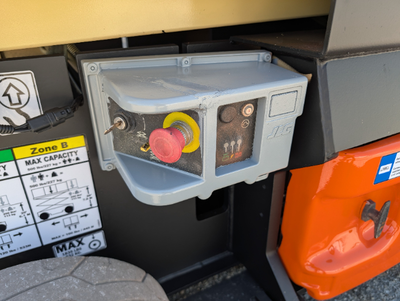 USED 2019 JLG 2632ES