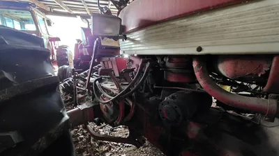 FARMALL 560 Tractor | Iron Listing (42)