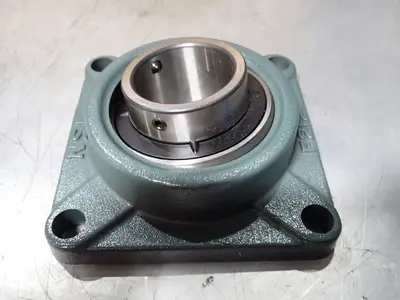 NEW NSK UC212206