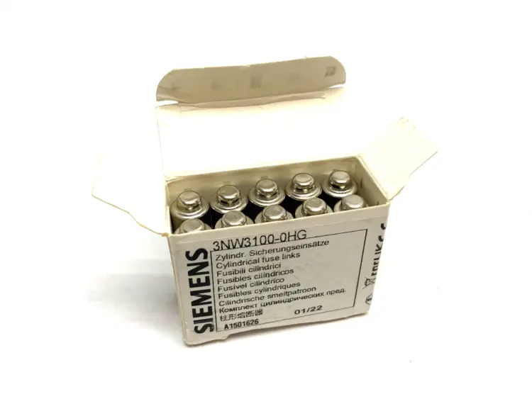 Used SIEMENS SENTRON CYLINDRICAL FUSE SLOW-BLOW 10A Fuses | Maverick Industrial Sales #1103390