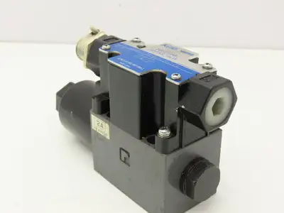 Tokyo Tokimec DG4V-3-2A-M-P7-H-7-54 Directional Control Solenoid Valve 24VDC