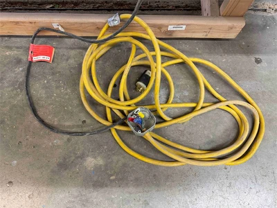 Used BLUM MINIPRESS Flexible Drilling and Inserting Machines Oregon US | MachineryMax #1547091