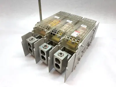 USED SQUARE D 400 AMP DISCONNECT