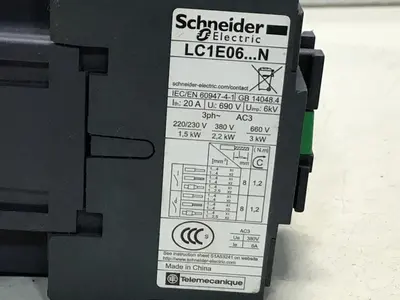 USED SCHNEIDER ELECTRIC LC1E0610
