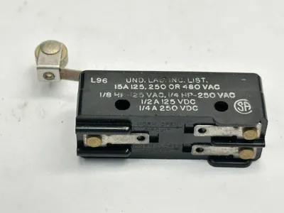 BZ-2RL2 | Micro Switch  Roller Limit Switch 15A 125/250/480VAC 8129 - Used