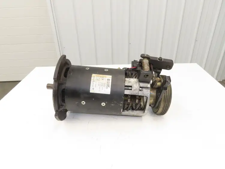 Used SAUER DANFOSS _UNKNOWN_ Forklift Attachments | Arrow Industrial #562995