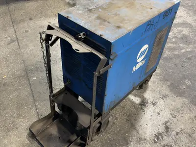 USED MILLER CP300