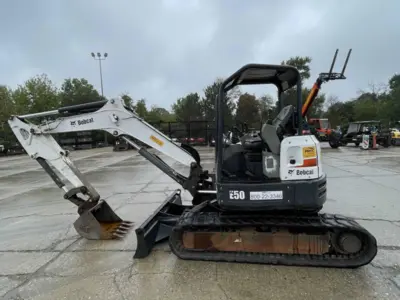 2018 BOBCAT E50 9,500-24,999 Lb Mini Excavators | Steam Well LLC (4)