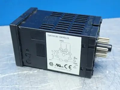 NEW FUJI ELECTRIC PXR4SAS14V0A1
