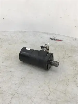 USED CHAR LYNN 101 2169 009