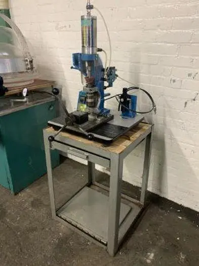 3551-400 GoldPro AB-100-4 MANUAL Plastic Injector Molding Machine with Reinforced Base