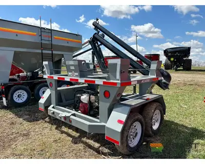 Used TRAVIS _UNKNOWN_ Seed Tenders Iowa US | Keast Enterprises #1360520