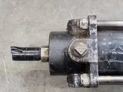 Used ROYAL ELECTRIC R3C2 Parts (Hydraulics and Pneumatics) British Columbia CA | Lenmark #267860