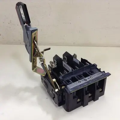USED ALLEN BRADLEY 1494V-DS30 SER A