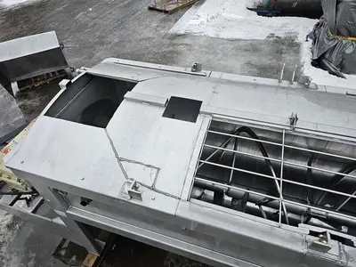 USED TITAN / OY PETSMO PRODUCTS P1080