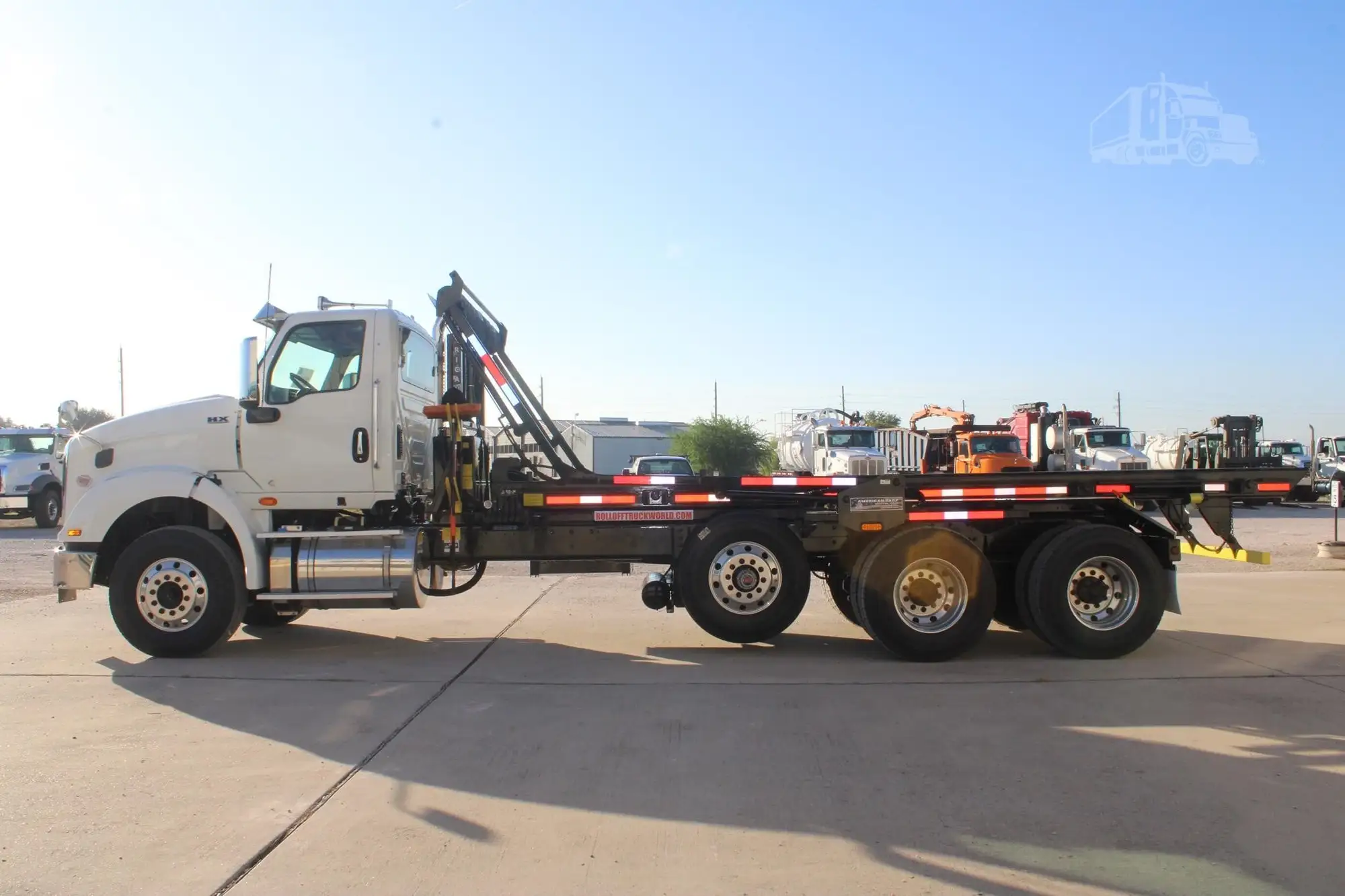 New | in-Stock 2026 INTERNATIONAL HX Conventional trucks Texas US | Roll Off Truck World #1539741