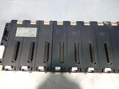USED OMRON C200HWBC081V1