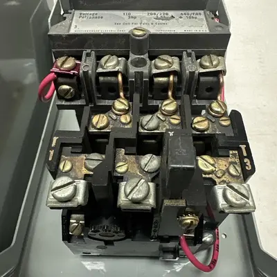 Used WESTINGHOUSE A200W1CACDW Starters | Surplus Asset Holdings #1205244
