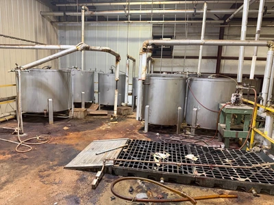 USED Stainless 400 Gallon