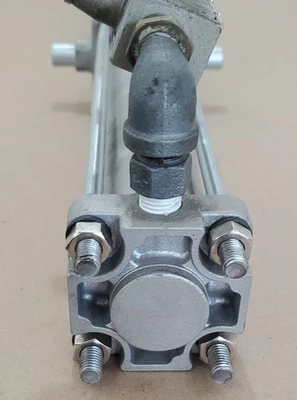 USED SMC CA2T40-490