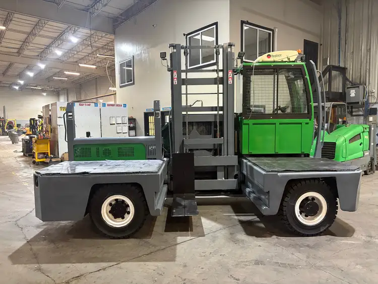 Used 2022 Combilift C13000FSL Multi Directional Forklifts New York US | United Lift #1446694