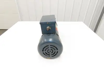 MagneTek Variable Speed DC Motor 3Hp 1750rpm 180VDC 143TC TEFC